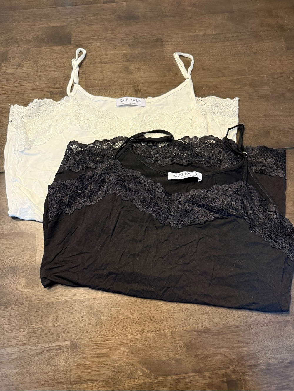 Kate Kasin Lace-Trim Camisoles Black and white